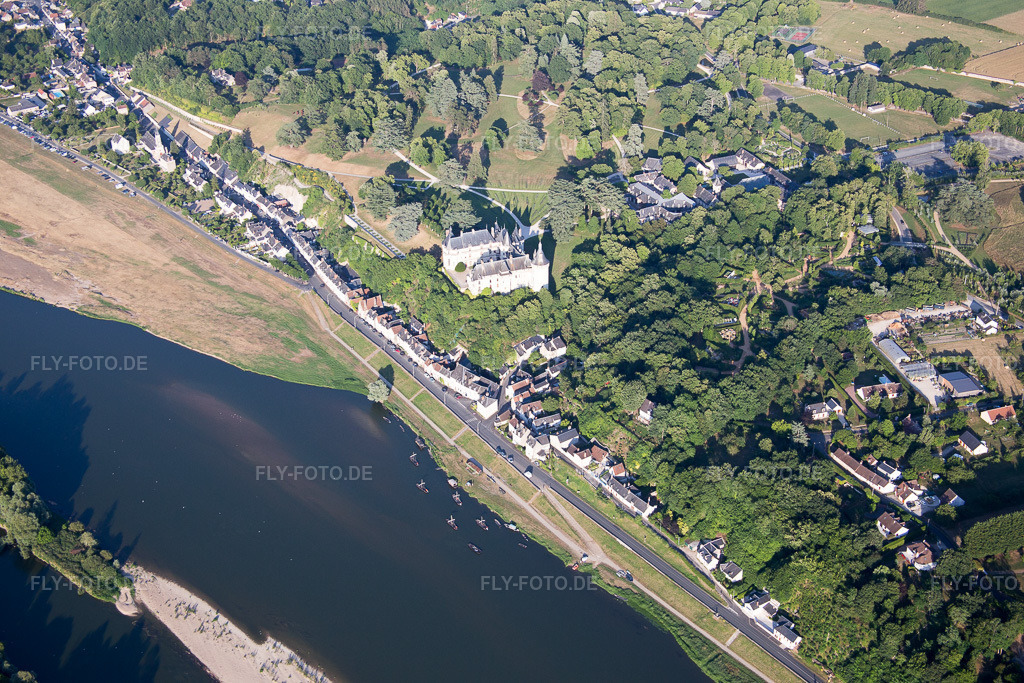 Luftbild: Ortsansicht in Chaumont-sur-Loire im Bundesland Loir-et-Cher in Frankreich. Foto: IMG_081219.jpg vom 19.06.2015 durch Werner Riehm/FLY-FOTO.de