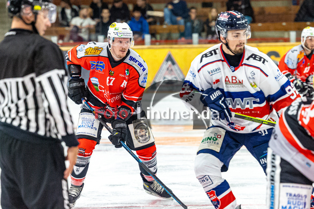 Testspiel TSV Peißenberg Miners vs ESC Kempten Sharks | Eishockey Bayernliga Vorbereitung 2023/2024, Testspiel TSV Peißenberg Miners vs ESC Kempten Sharks
Maximilian MALZATZKI (Miners 67) in Aktion,
2023-09-10 in Peißenberg (Eisstadion)
67 Maximilian MALZATZKI (Miners 67)
Copyright: FotoLindnerWJL