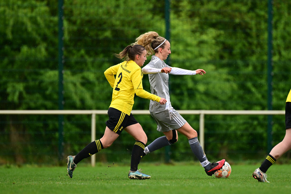 Fußball I Frauen I Saison 2024-2025 I Bezirkspokal I Halbfinale I TuS Fleestedt - ATSV Scharmbeckstotel | Der Sportfotograf. - Realisiert mit Pictrs.com