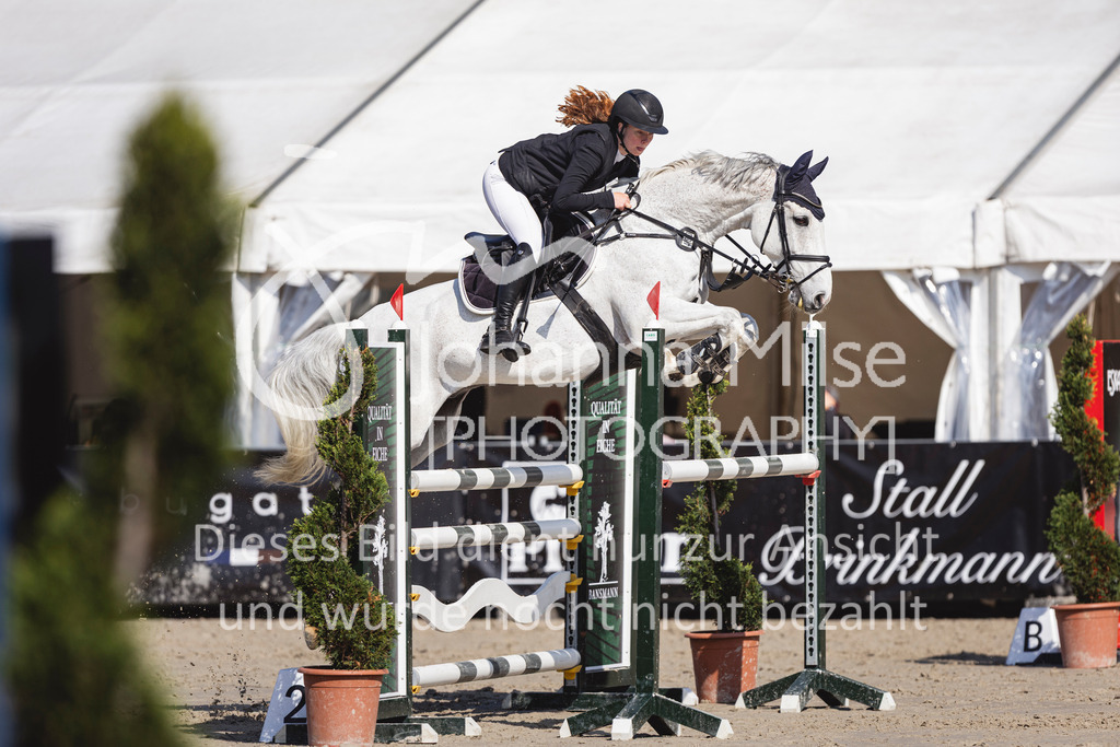 260509_PfSpTa_11_M1-Spr-101 | Deine schönsten Turniermomente als professionelle Fotos! Entdecke hochwertige Pferdesport-Fotografie im Online-Shop. Jetzt Fotos finden & bestellen!