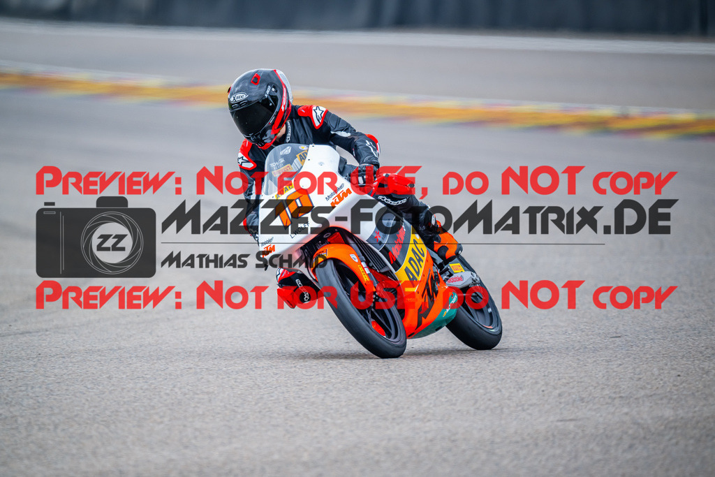 MaZZes_FotoMatrix_240504_6007705_3989 | KTM