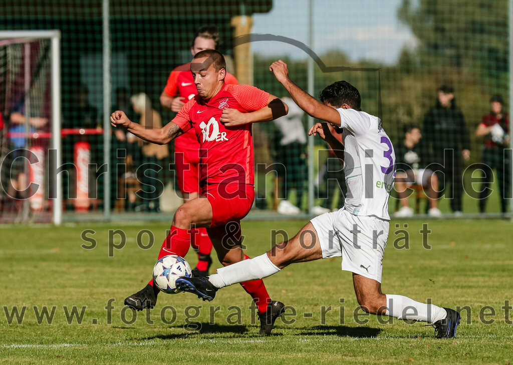 2023-10-22_055_SpVgg_Eichenkofen_gegen_SpVgg_Altenerding_II | Erding, Deutschland, 22.10.2023:
Fußball, A-Klasse 2023 / 2024, 12. Spieltag, SpVgg Eichenkofen gegen SpVgg Altenerding II, Endergebnis: 3:1

Marcel Mundigl (SpVgg Eichenkofen, #45), +a38+

Foto: Christian Riedel / fotografie-riedel.net