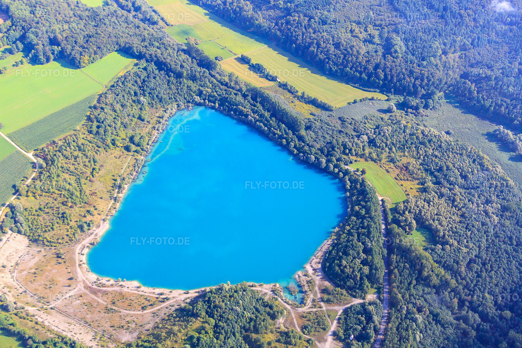 Luftbild: Uferbereiche am Binninger Seee des Binninger Ried im Ortsteil Binningen in Hilzingen im Bundesland Baden-Württemberg in Deutschland. Foto: IMG_71395.jpg vom 30.08.2014 durch Werner Riehm/FLY-FOTO.de