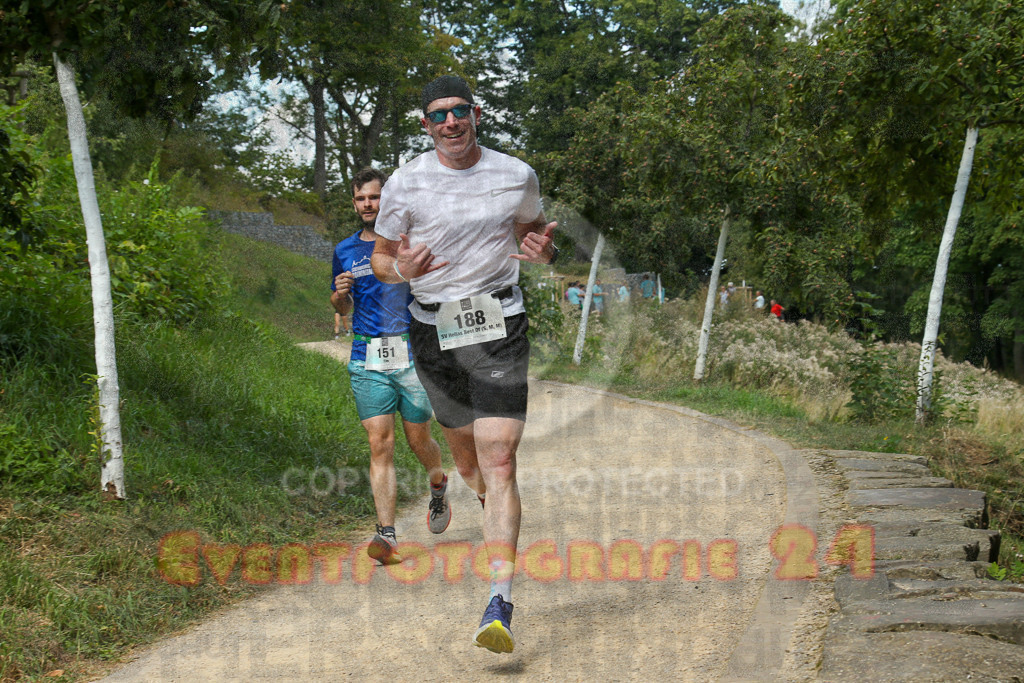 250824_1255_EX1_0922 | Sportfotografie im Rhein-Sieg Kreis, Köln, Bonn, NRW, Rheinland Pfalz, Hessen, etc. Unser Tätigkeitsfeld umfasst den Laufsport vom Volkslauf über den Marathon, Duathlon, Triathon bis zum Ultralauf wie Kölnpfad Ultra oder Schindertrail.