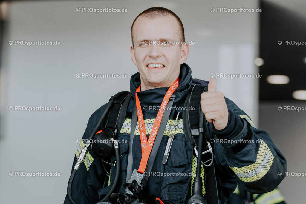 240825_Treppenlauf-335 | Professionelle Fotos Ihrer Laufsportveranstaltung.