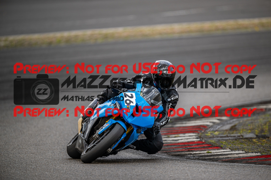 MaZZes_FotoMatrix_230719_3919 | ROT