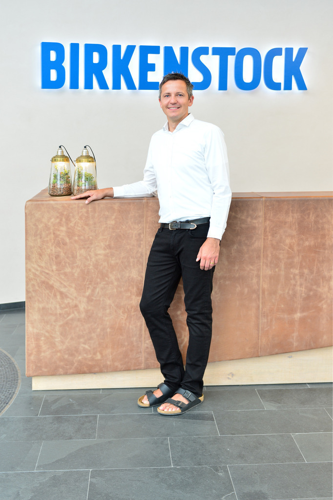 002Birkenstock_Tueroff20082018_Foto_SWernz-2 | Fotograf Köln - Realisiert mit Pictrs.com