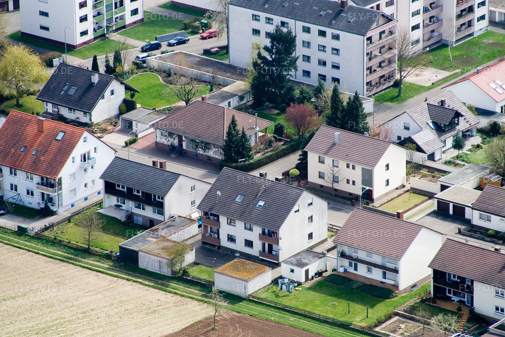 Luftbild: Am Wasserturm in Kandel im Bundesland Rheinland-Pfalz in Deutschland. Foto: IMG_10295.jpg vom 08.04.2008 durch Werner Riehm/FLY-FOTO.de