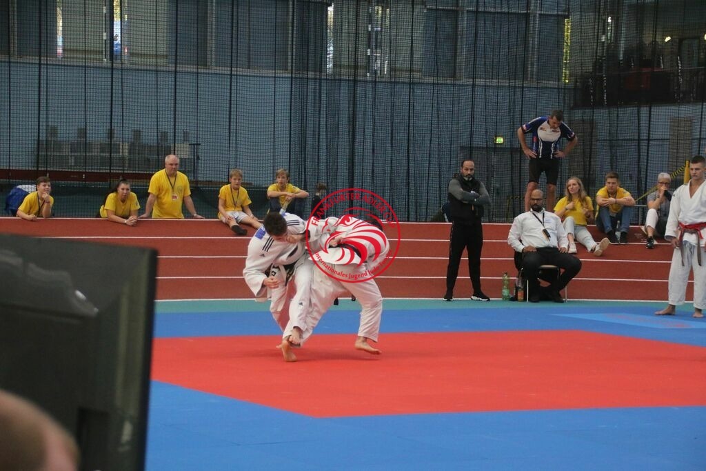 MSY-2022-10-30-7926 | Fotos vom Adler Cup - Pictures from Adler Cup

Hier findet Ihr alle Eindrücke und großen Momente der Adler Cup Wochenenden. Here you will find all impressions and great moments of the Adler Cup weekends. - Realisiert mit Pictrs.com