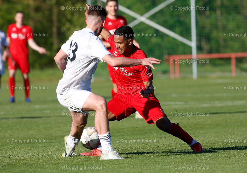 A_LUI-20250419_28 | SPORT FUSSBALL REGIIONALLIGAMITTE ASKOE OEDT-WAC AMATEURE 19.4.2025 IM BILD:VALDIR HENRIQUE  (OEDT) UND KYRYLO ROMANIUK (WACAMATEUERE) FOTO:FOTOLUI