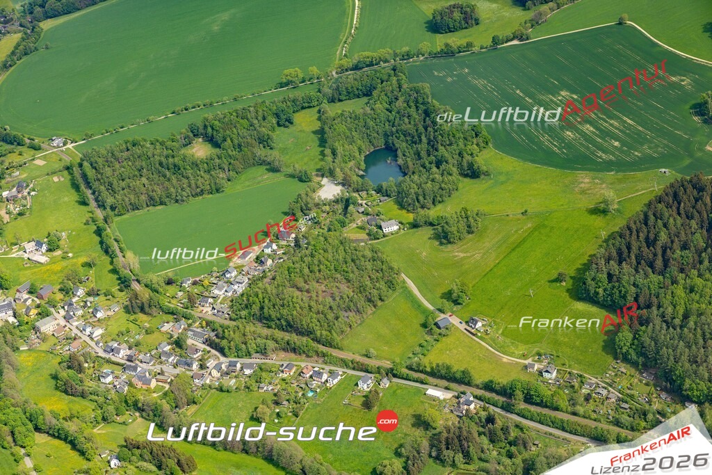 Die Luftaufnahme Dreihansen - Lößnitz wurde 2022 vom Flugzeug aus (keine Drohne) erstellt. Hohe Auflösung -für große Poster und Wandbilder geeignet - Garantiert!