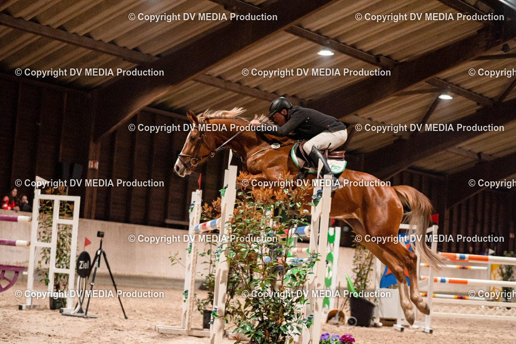 Springen Tag 2-906 | dv-media-shop - Realisiert mit Pictrs.com