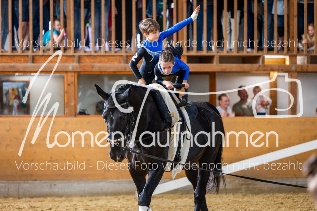 SS-Maxi-092 | MomenTaufnahmen Pferdesportfotos