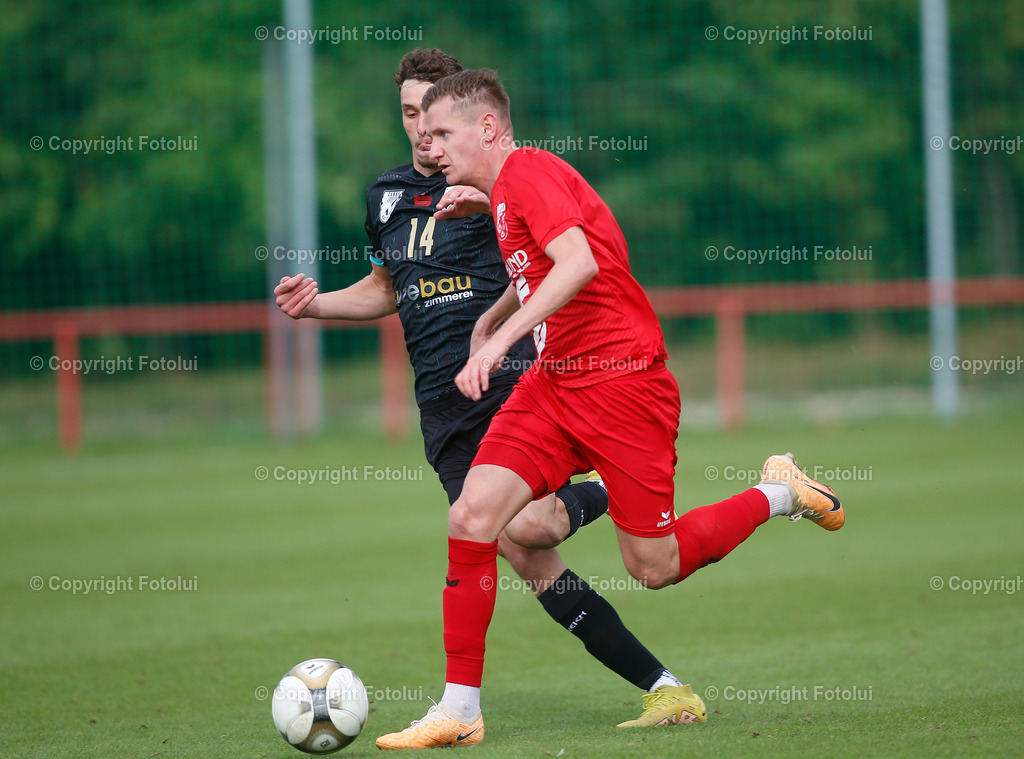 A_LUI_230923_22 | SPORT,FUSSBALL,LT1 OOELIGA ASKOE OEDT-SV ZEBAU BAD ISCHL 29.09.2023 IM BID: ALEXANDER PETER (OEDT) UND DAVID JELICA  (BAD ISCHL)FOTO:FOTOLUI