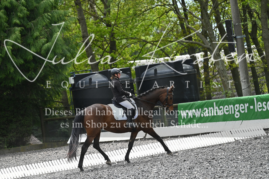 20230512_JK-Röhrsdorf-07-107 | Pferde- und Turnierfotografie in Westsachsen. Pferdeportraits, Auftragszeichnungen und intuitive Kunst.
