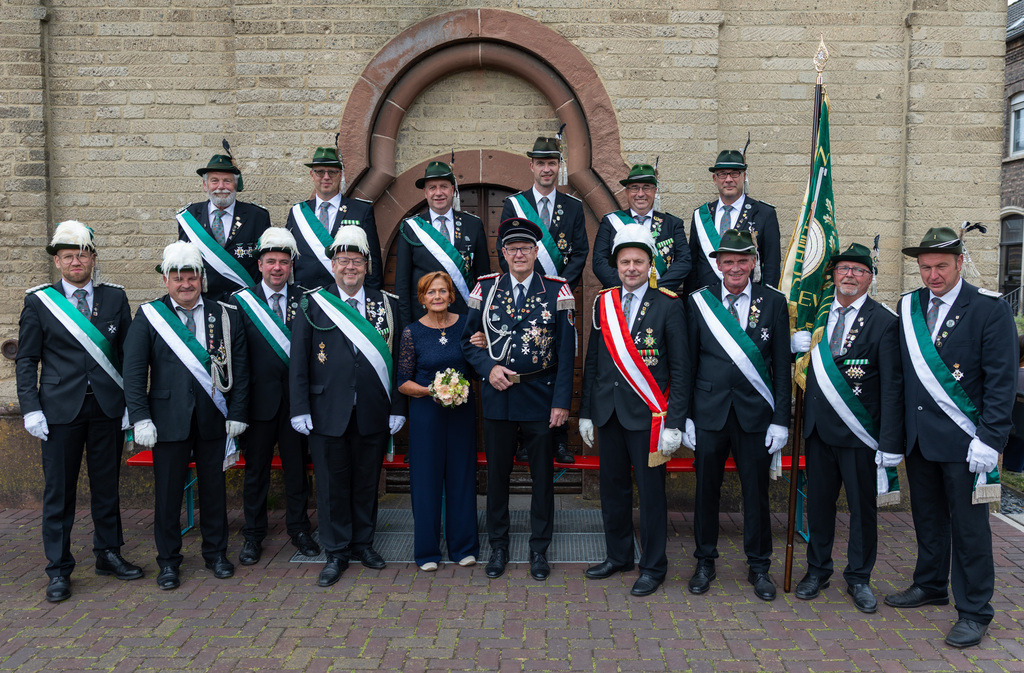 top-top.de-250705-119 | Foto, Video, Fotografie, Videografie, Fotobox, DJ, Discjockey, Musik, Musikbox, Veranstaltung, Photobooth, Amazon, Ebay, Buchtipp, Bestseller, Autor, Verlag, Buch, Wesel, Hamminkeln, NRW, Dinslaken, Rees, Drohne, Hochzeit, Party, Fotobox, Wesel, Fotograf