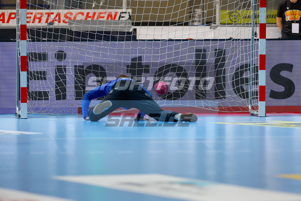 VfL Eintracht Hagen - TV 05/07 Huettenberg | 
Handball: VfL Eintracht Hagen - TV 05/07 Huettenberg - Realisiert mit Pictrs.com