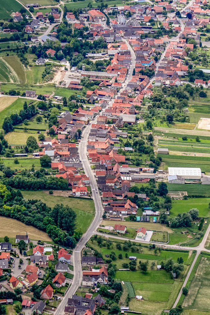 Aerial view: View of the town from the west in Niederlauterbach in the state Bas-Rhin, France.Photo: IMG_19047.jpg taken on 06/20/2009 by Werner Riehm/FLY-FOTO.comResolution of the original: 2692 x 4039 px