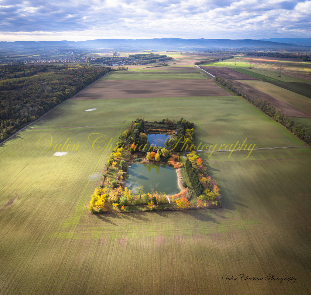 Steinbrunn 1 (1 von 1) | Christian Vulin  - Realisiert mit Pictrs.com