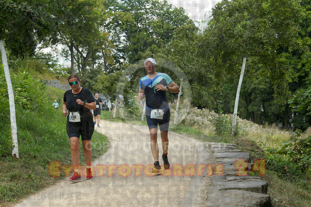 250824_1428_EX1_6329 | Sportfotografie im Rhein-Sieg Kreis, Köln, Bonn, NRW, Rheinland Pfalz, Hessen, etc. Unser Tätigkeitsfeld umfasst den Laufsport vom Volkslauf über den Marathon, Duathlon, Triathon bis zum Ultralauf wie Kölnpfad Ultra oder Schindertrail.