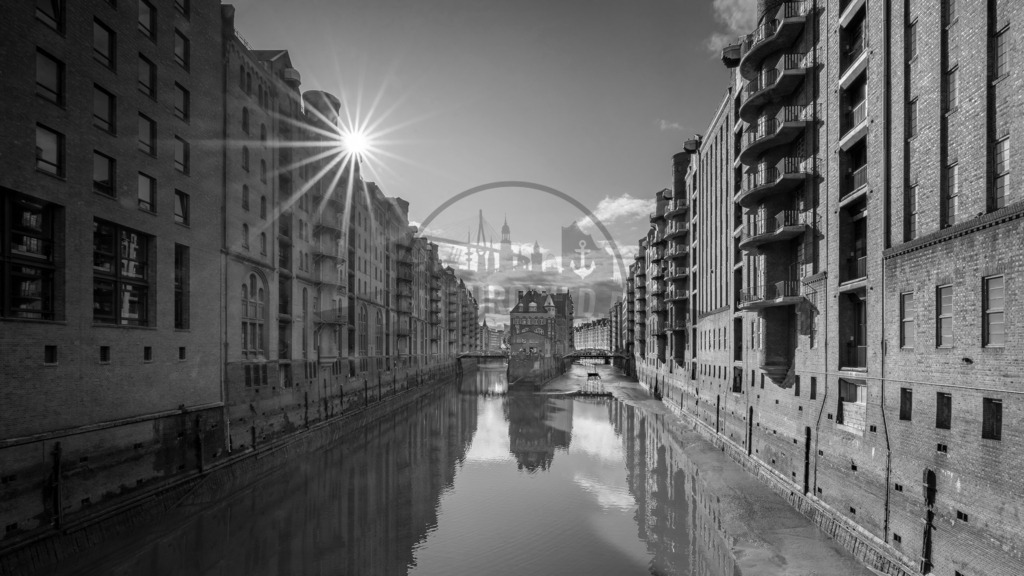 Schwarzweiss-Colorkey-Motive-by-stativkunst.de-021 | Exklusive Hamburg collagen, tolle Segelbilder und viele weitere tolle Motive auf Leinwand, Poster, Alu-Dibond, u.v.m. findet Ihr bei uns auf hamburgbild.de. Findet Euer Wandbild für Euer Zuhause, Büro oder die  Praxis…. - Realisiert mit Pictrs.com