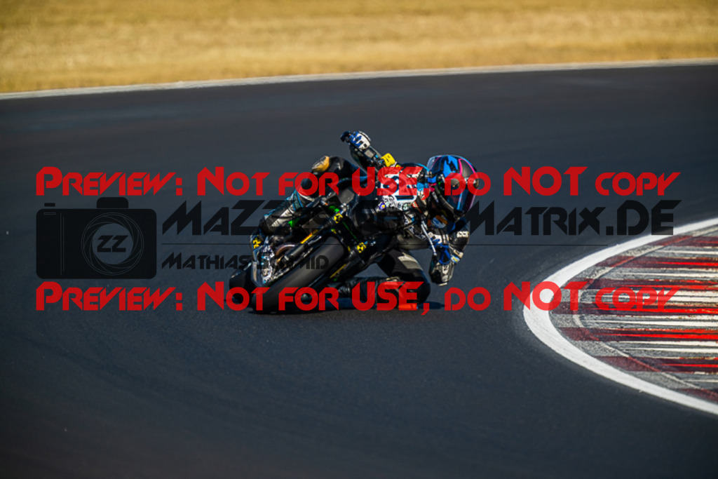 MaZZes_FotoMatrix_220624_8858 | TWINCUP