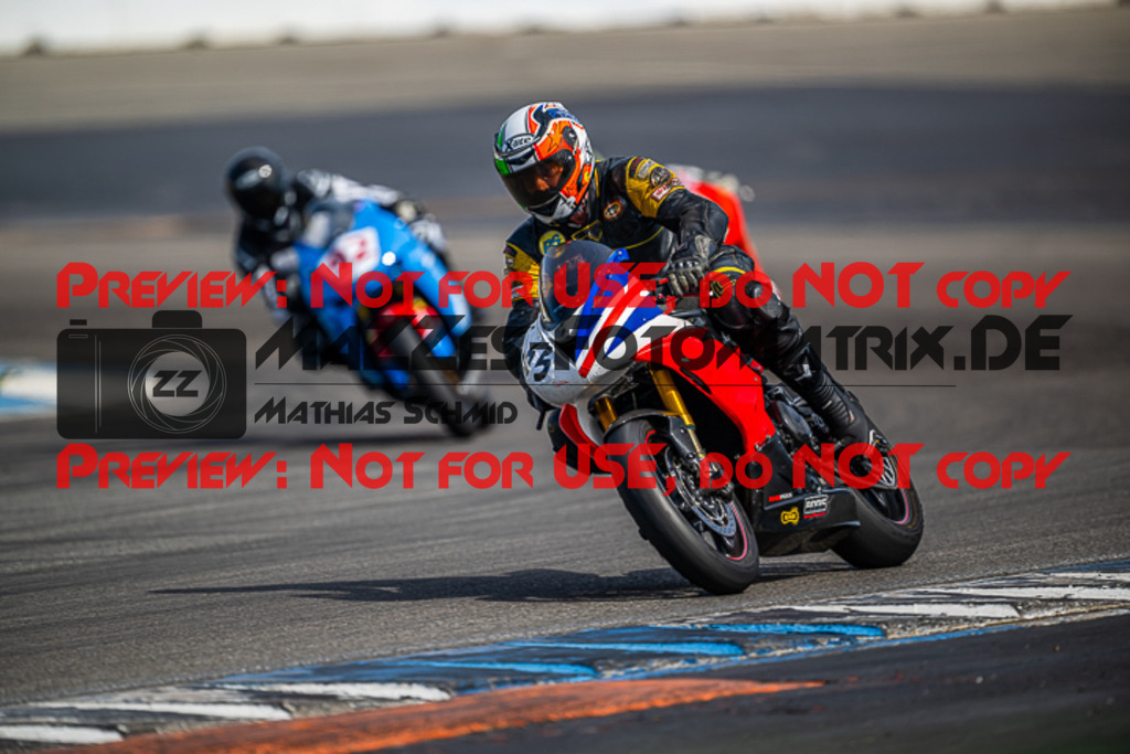 MaZZes_FotoMatrix_230410_8496 | ROT