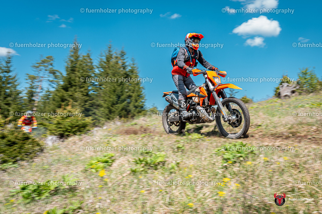 fuernholzer_250501-C1-477 | Fotografische Impressionen von der Red Stag Enduro Extreme by fuernholzer-photography.com. Endurosport in Österreich fotografisch festgehalten von fuernholzer. Auftragsfotografie für Private, Gewerbefotos und Industriefotografie. Eventfotografie, Sportfotografie und Motorsportfotografie. Anbieter von Fotoworkshops, Fototraining, fotografischen Vorträgen und Fotoseminaren.