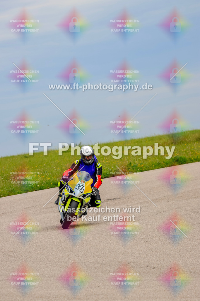 MotoTeam-2249 | Hier findet Ihr Bilder von Touristenfahrten auf der Nürburgring Nordschleife oder von anderen Veranstaltungen die ich besucht habe. Viel Spass beim Durch Schauen 