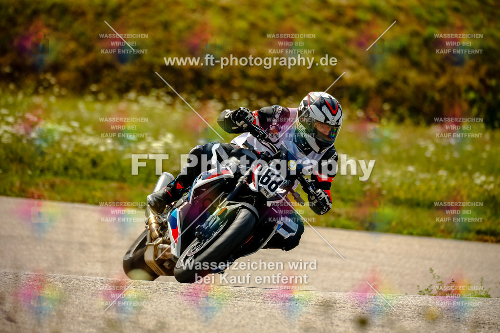 Chambley Juli-3011 | Hier findet Ihr Bilder von Touristenfahrten auf der Nürburgring Nordschleife oder von anderen Veranstaltungen die ich besucht habe. Viel Spass beim Durch Schauen 