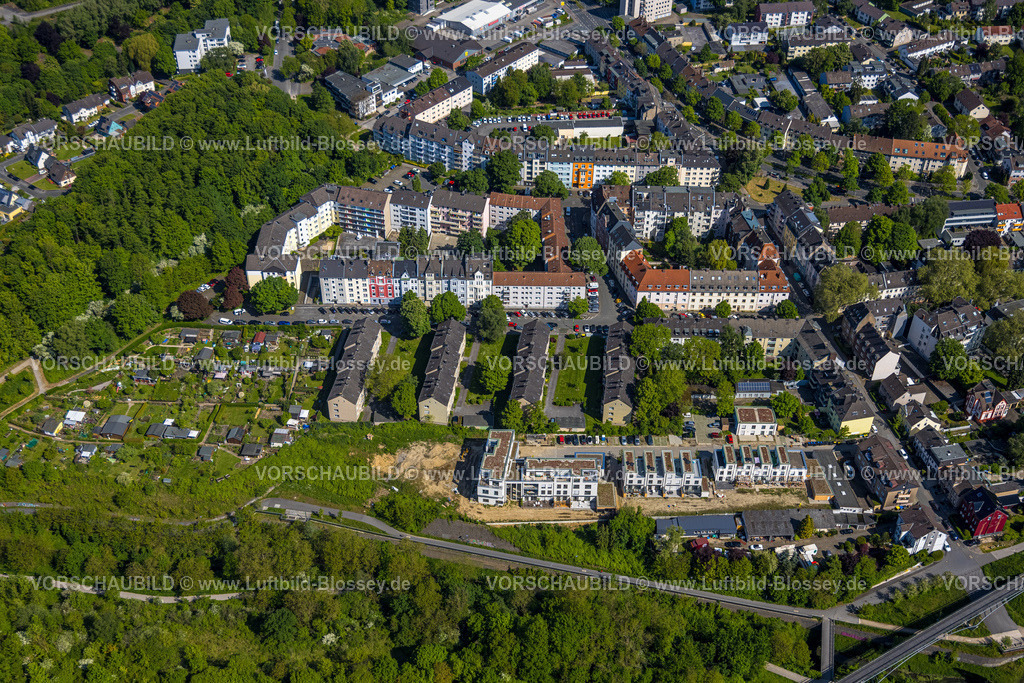 Dortmund230504192 | Luftbild, Baustelle mit Neubau Wohnsiedlung Viaduktblick, Emscherpromenade, am Gewerbepark Phoenix West, Hörde, Dortmund, Ruhrgebiet, Nordrhein-Westfalen, Deutschland