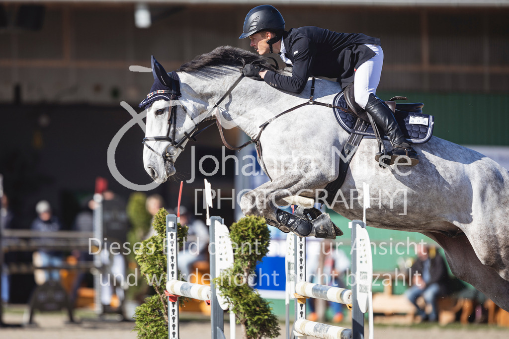 260402_Fruehlingsfest_M1-Spr-708 | Deine schönsten Turniermomente als professionelle Fotos! Entdecke hochwertige Pferdesport-Fotografie im Online-Shop. Jetzt Fotos finden & bestellen!