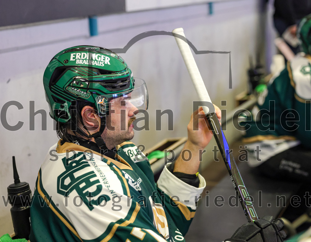 2025-09-21_126_TSV_Erding_gegen_Hoechstadter_Alligators | Erding, Deutschland, 21.09.2025:Eishockey, Oberliga Süd 2025 / 2026, 2. Spieltag, TSV Erding gegen Höchstadter Alligators, Endergebnis: 3:4Foto: Christian Riedel / fotografie-riedel.net