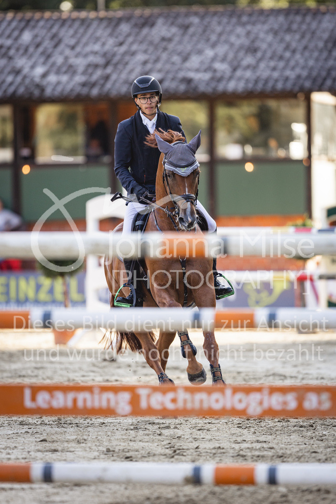 230826_Delbrueck_S1-Spr-953 | Deine schönsten Turniermomente als professionelle Fotos! Entdecke hochwertige Pferdesport-Fotografie im Online-Shop. Jetzt Fotos finden & bestellen!