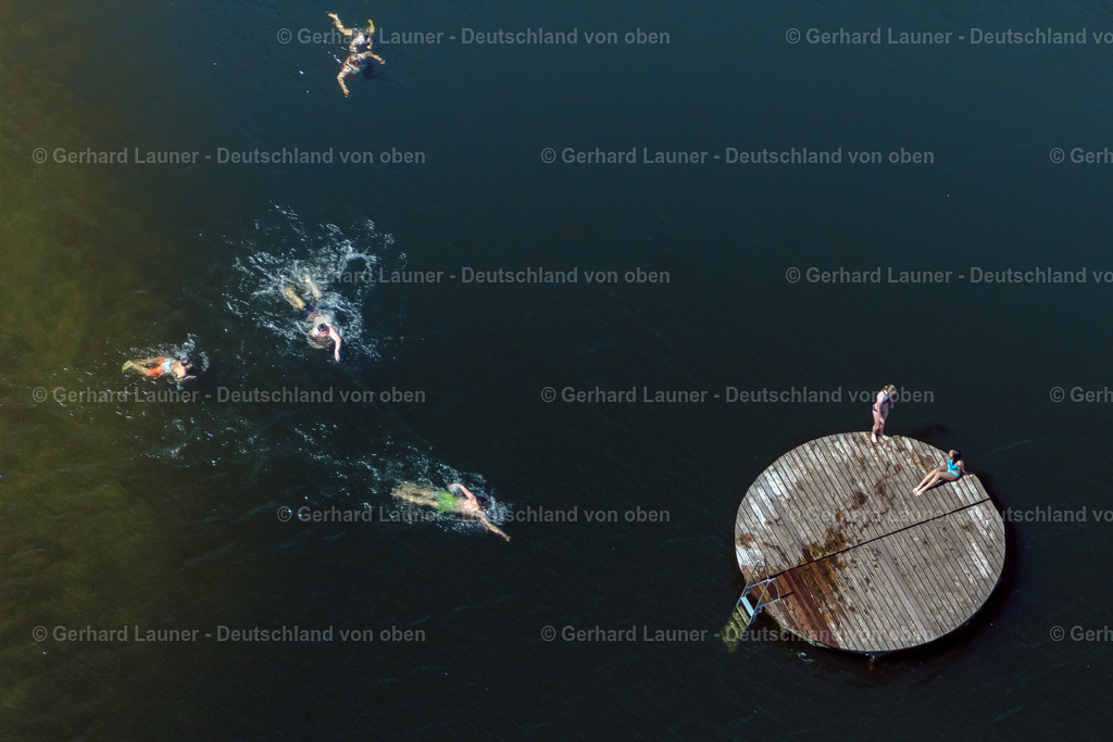 4029162 | BREMEN 01.06.2020 Uferbereiche am Sandstrand des Freibades " Achterdieksee " im Ortsteil Oberneuland in Bremen, Deutschland. // Sandy beach areas on the " Achterdieksee " in the district Oberneuland in Bremen, Germany. Foto: Gerhard Launer