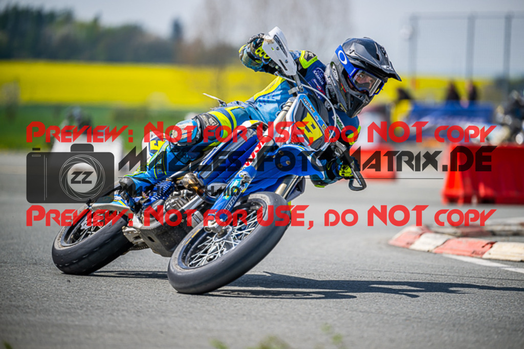 MaZZes_FotoMatrix_230507_0104 | S2