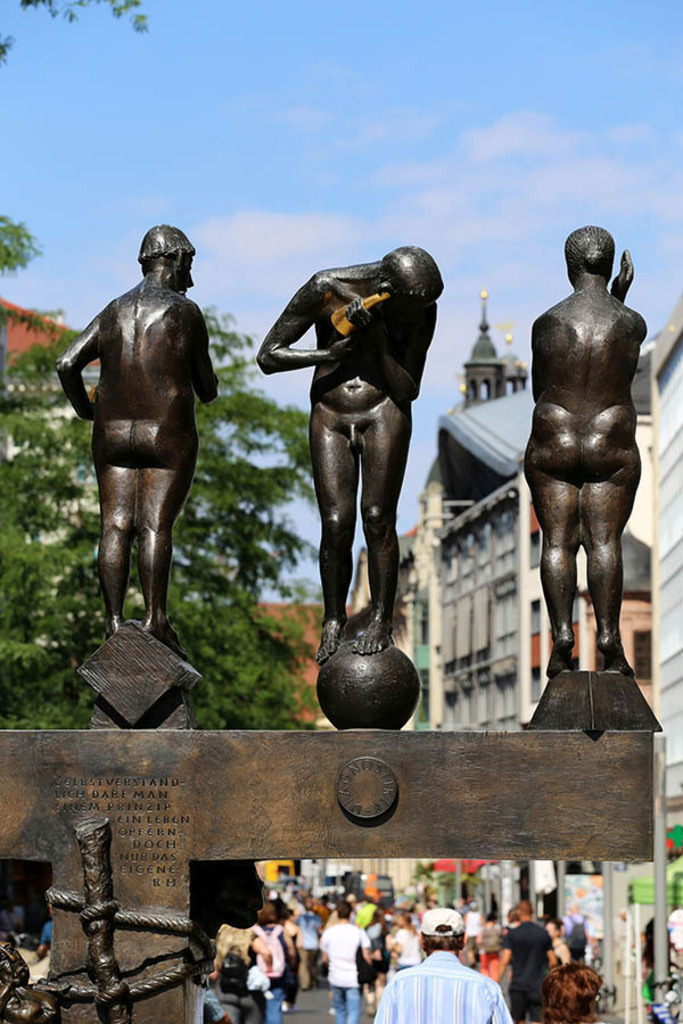 Foto: Leipzig - Unzeitgemäße Zeitgenossen | Das Team hinter BILDLEXIKON LEIPZIG bündelt historische wie aktuelle Informationen über die Stadt Leipzig in Text und Bild auf einer Plattform und stellt diese der interessierten Öffentlichkeit zur Verfügung.