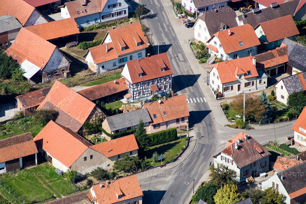 Aerial view: View of the town in Salmbach in the state Bas-Rhin, France.Photo: IMG_13574.jpg taken on 09/28/2008 by Werner Riehm/FLY-FOTO.comResolution of the original: 3456 x 2304 px