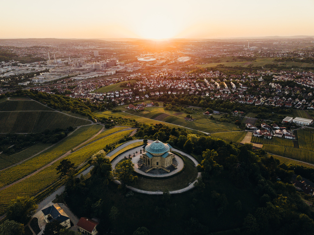 über der grabkapelle | Online Shop von Cornelius Bierer - freiberuflicher Fotograf und Filmemacher aus Stuttgart - Realisiert mit Pictrs.com