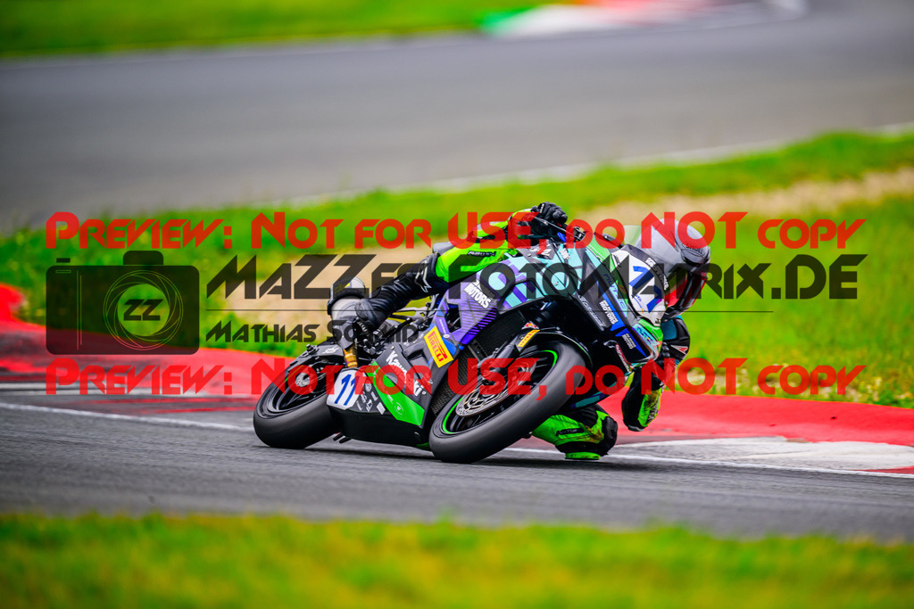 MaZZes_FotoMatrix_240602_6007705_9113 | SSP300