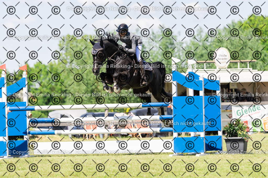 CL5A8664 | Emilia Reinking Fotografie - Realisiert mit Pictrs.com