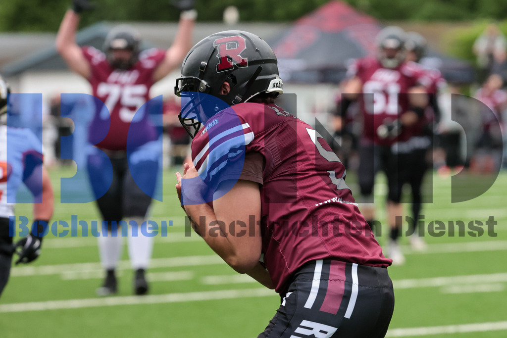 SES_BOCMUN20250503-30 | bond - Realisiert mit Pictrs.com