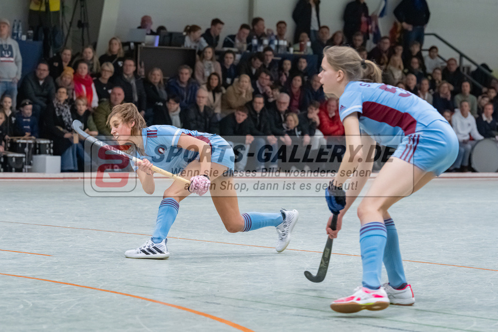 HK_20230226_105216 | Deutsche Meisterschaft WU16 Spiel um Platz 3 UHC Hamburg - Mannheimer HC am 26.2.2023 DSC 99, Düsseldorf ,