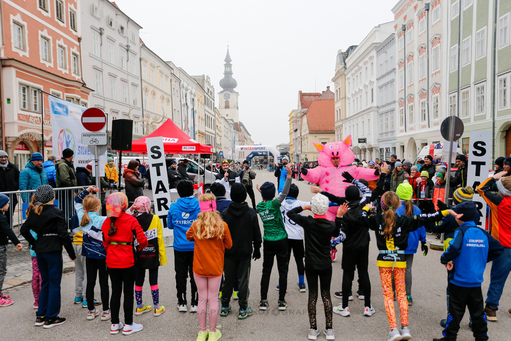 AW_20231231awmac-24 | WELS, 31.12.2023, Sparkasse Silvesterlauf Wels 2023 , Image shows: Photo: WAPICS / Andreas Willdoner