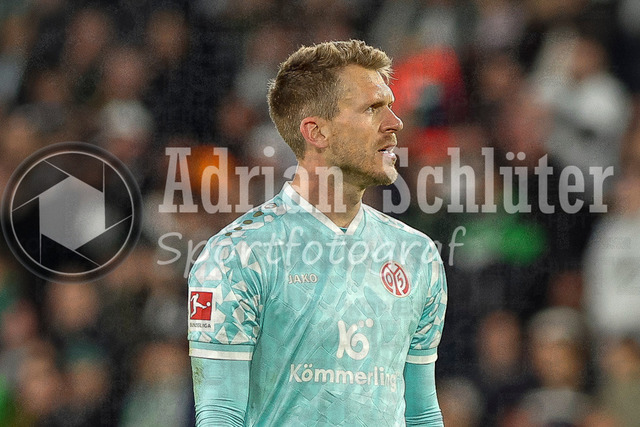 19.04.2026, GER, Fussball, Herren, 1. BL, Saison 2025/2026, Borussia Mönchengladbach - 1. FSV Mainz 05 | Daniel Batz (Mainz) schaut 