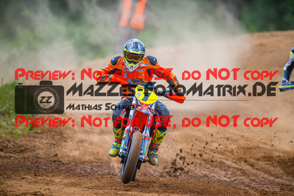 MaZZes_FotoMatrix_220528_8311 | Fotograf Mathias Schmid
Sportfotograf,
Eventfotograf,
Hochzeitsfotograf,
Portraitfotograf