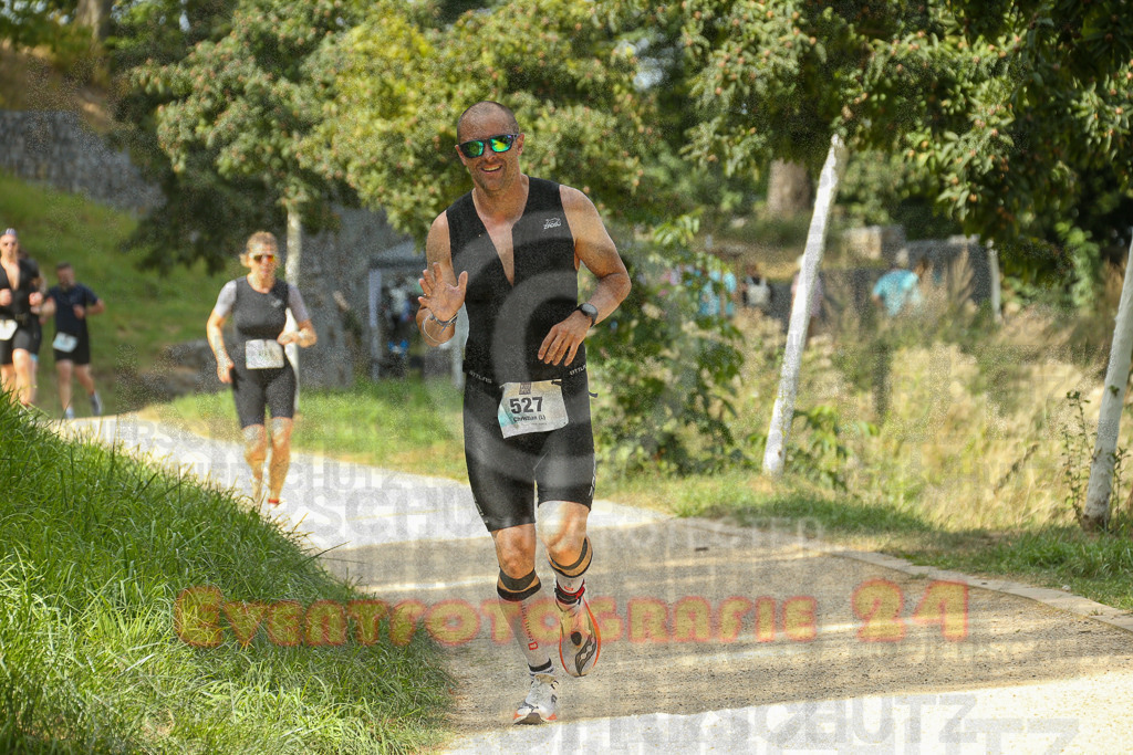 250824_1411_EX1_5285 | Sportfotografie im Rhein-Sieg Kreis, Köln, Bonn, NRW, Rheinland Pfalz, Hessen, etc. Unser Tätigkeitsfeld umfasst den Laufsport vom Volkslauf über den Marathon, Duathlon, Triathon bis zum Ultralauf wie Kölnpfad Ultra oder Schindertrail.