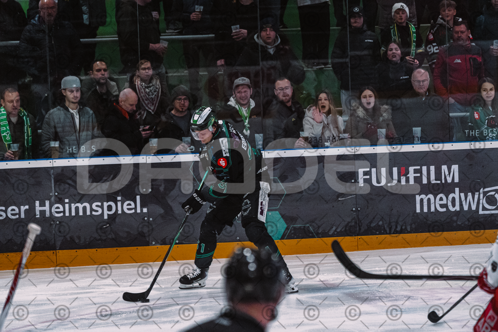 Alligators_vs_Hannover_PO_10_03_2026-30 | Höchstadt Alligators Fotogalerie: Eishockey-Action aus Franken. Professionelle Spielfotos, Portraits & Stadionbilder zum Download. Jetzt entdecken! - Realisiert mit Pictrs.com