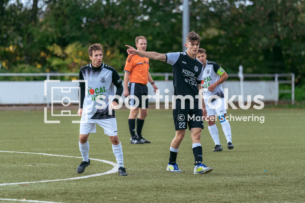TSV 05 Ronsdorf – SSV Bergisch Born II | Leo Wuttke (22, SSV Bergisch Born II). Bezirksliga Niederrhein, Gruppe 2: TSV 05 Ronsdorf gegen SSV Bergisch Born II, Wuppertal, 11.10.2026. Endstand: 3:1. sportimfokus / Marcel Schwering - Realisiert mit Pictrs.com