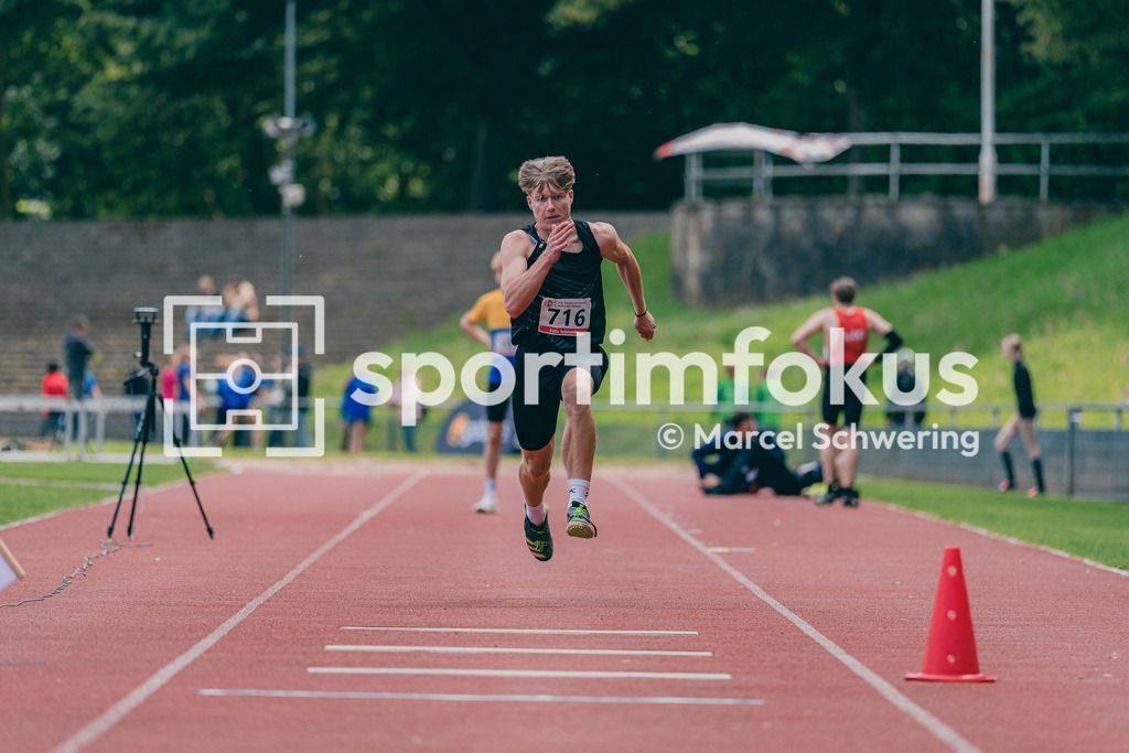 FLVW-Meisterschaften 2026 | Impressionen und Wettkampfszenen der FLVW-Meisterschaften 2026 mit Athletinnen und Athleten verschiedener Vereine und Altersklassen in unterschiedlichen Disziplinen der Leichtathletik. - Realisiert mit Pictrs.com